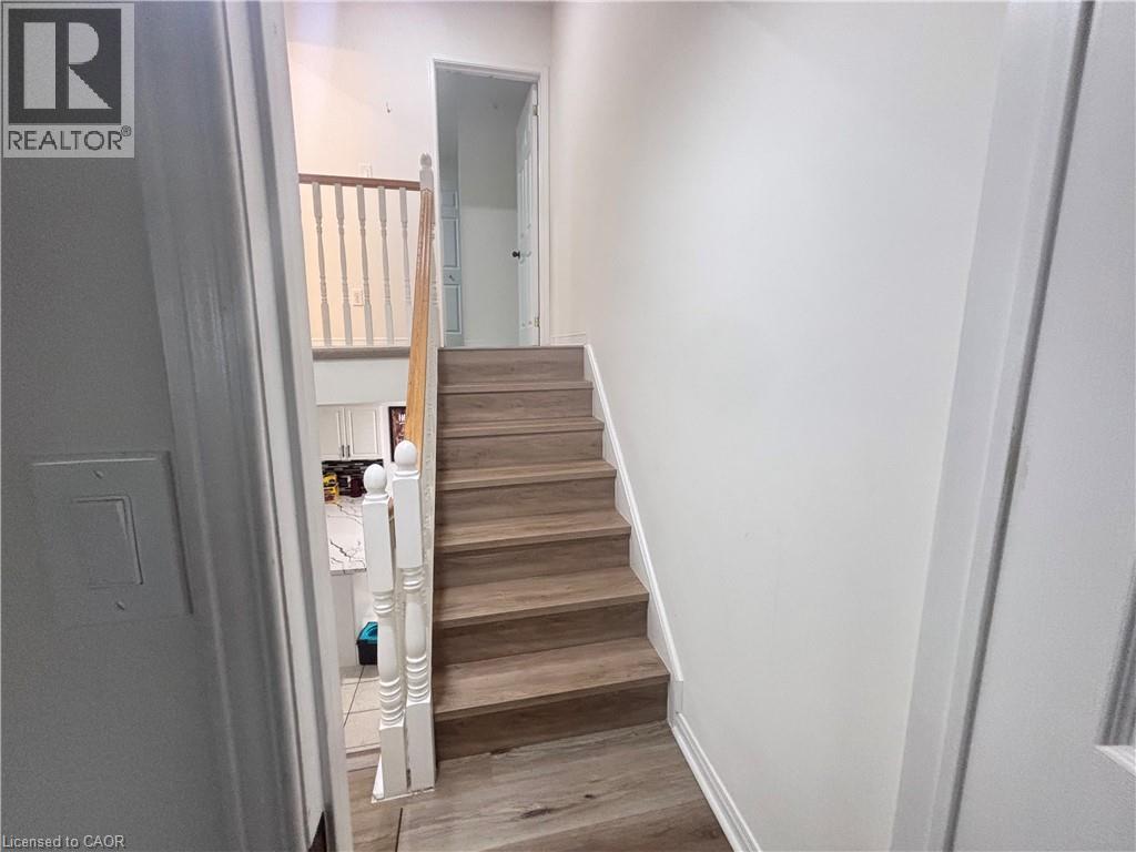211 Veronica Drive Unit# B24, Kitchener, Ontario  N2A 2R9 - Photo 14 - 40868441