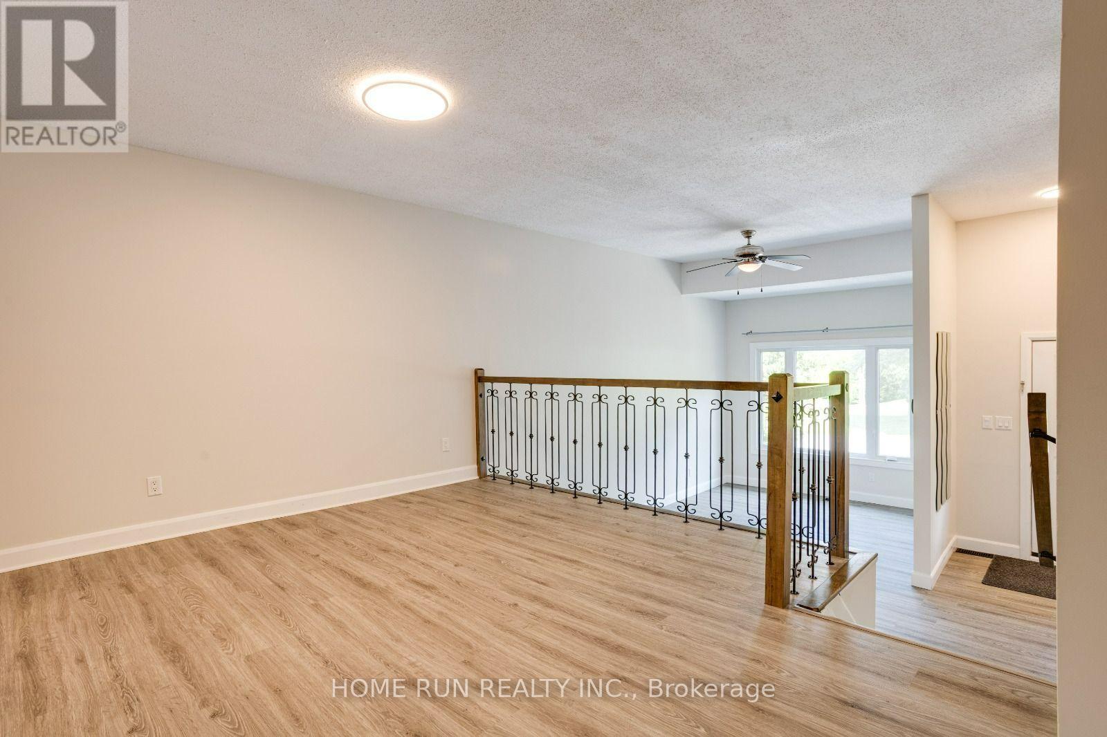 2 Caribou Avenue, Ottawa, Ontario  K2S 1M5 - Photo 12 - X13849616