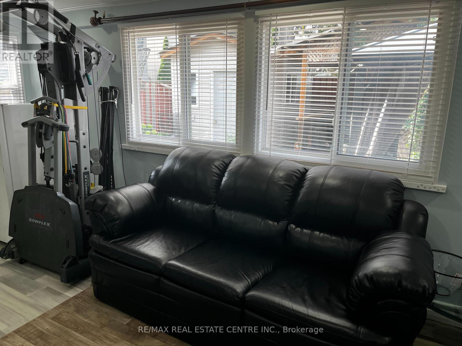 1 Hawkins Court, Brampton, Ontario  L6S 2N7 - Photo 18 - W13858138