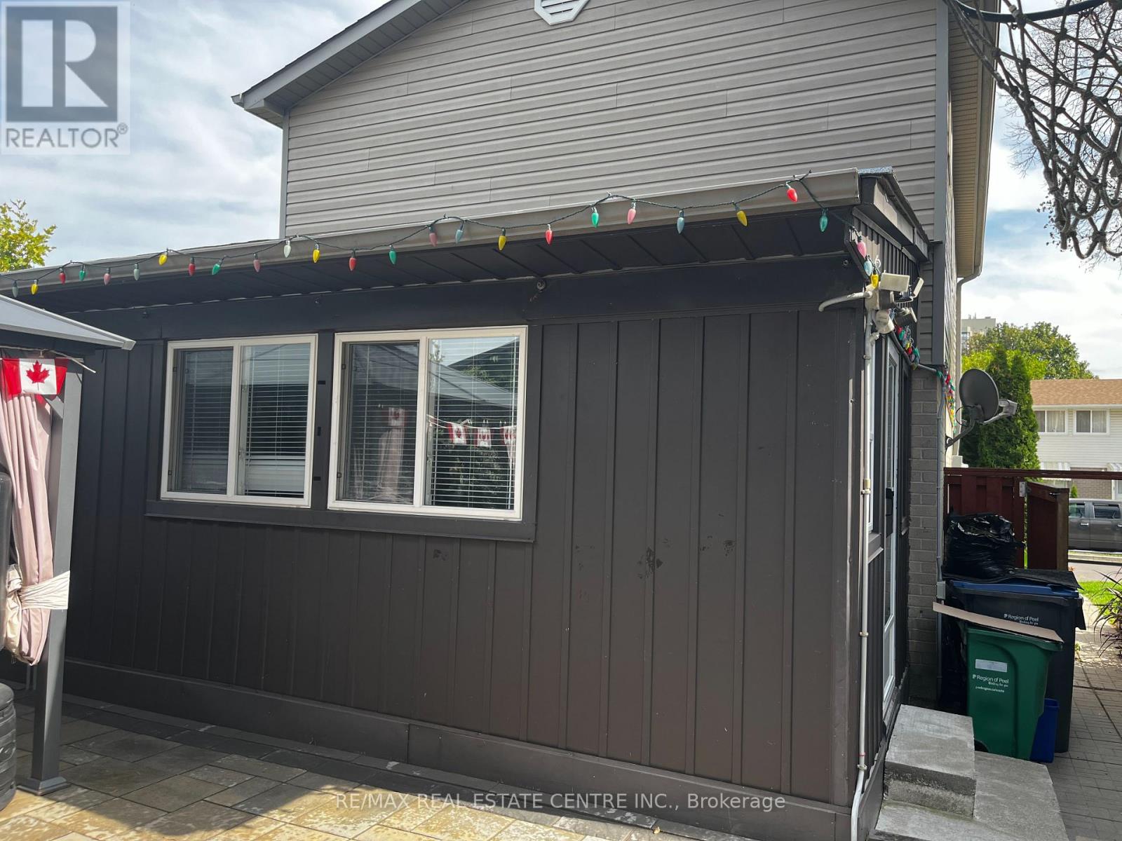 1 Hawkins Court, Brampton, Ontario  L6S 2N7 - Photo 38 - W13858138
