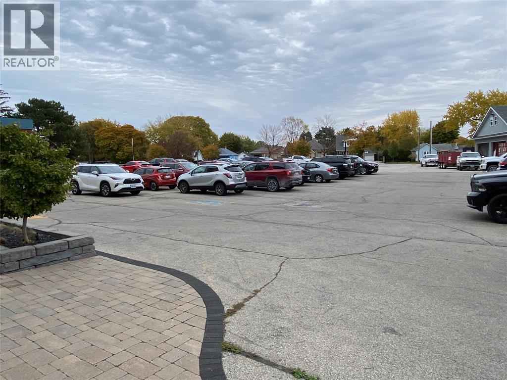 546 Christina Street North Unit# 204-C, Sarnia, Ontario  N7T 5W6 - Photo 6 - 26024368