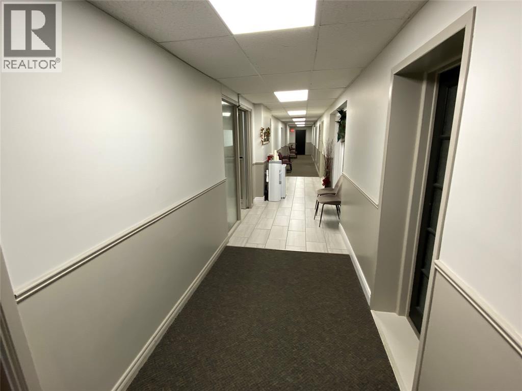 546 Christina Street North Unit# 204-C, Sarnia, Ontario  N7T 5W6 - Photo 2 - 26024368