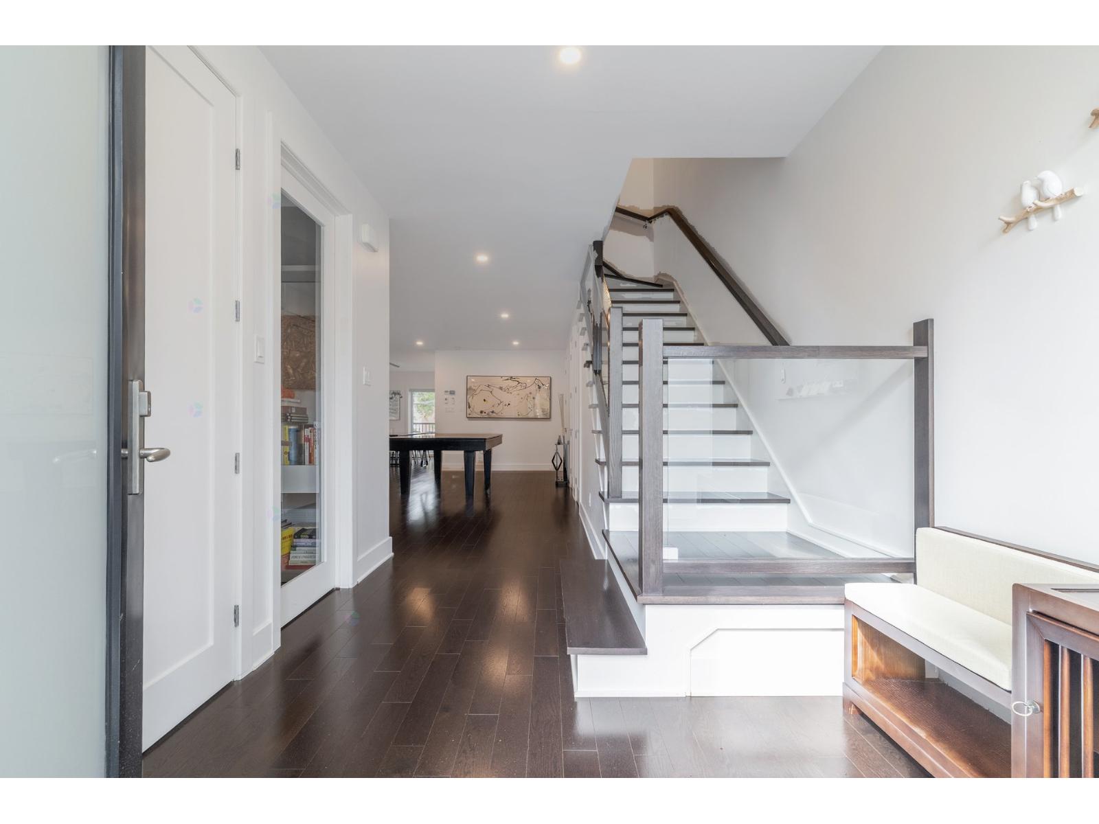4715 Av. Dornal Montréal (Côte-des-Neiges/Notre-Dame-de-Grâce) Quebec Canada H3W1V7 4
