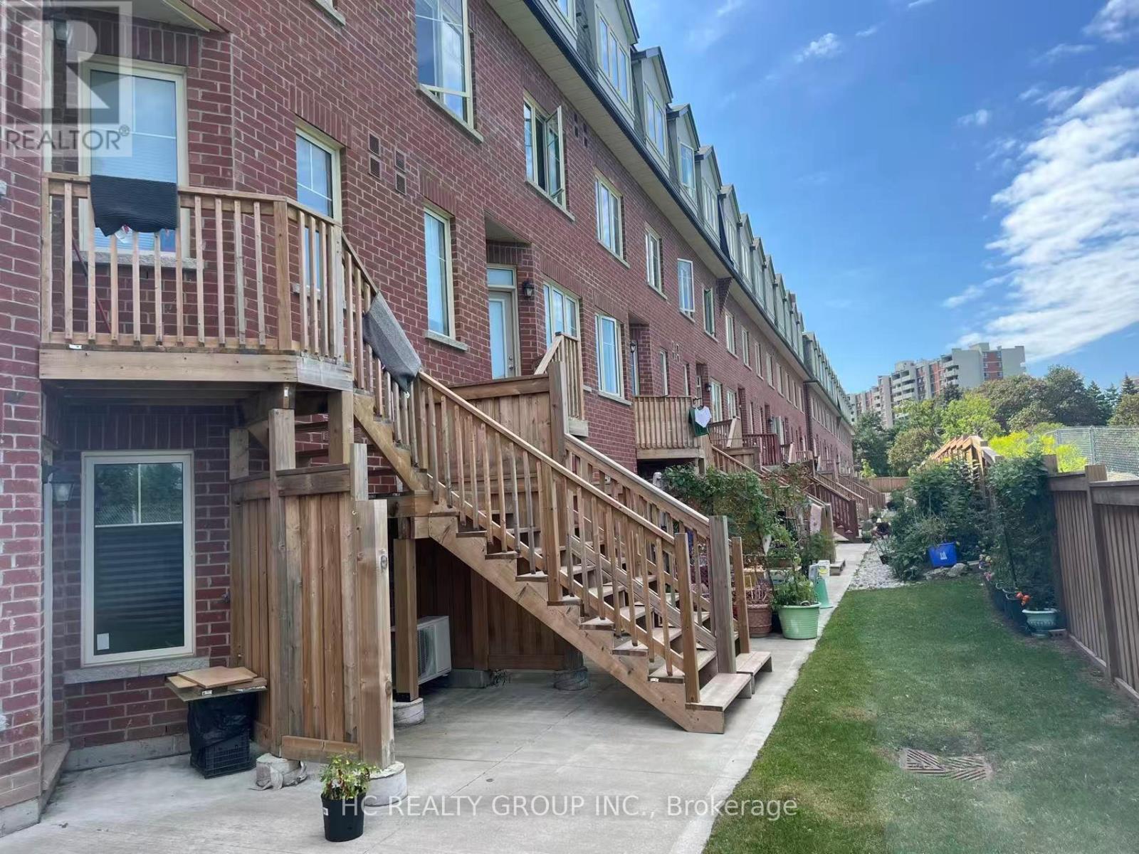 26 - 15 Eaton Park Lane, Toronto, Ontario  M1W 0A5 - Photo 18 - E13675108