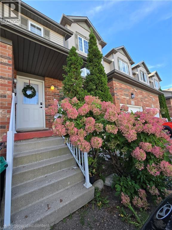286 Sophia Crescent, Kitchener, Ontario  N2R 1X9 - Photo 3 - 40866989