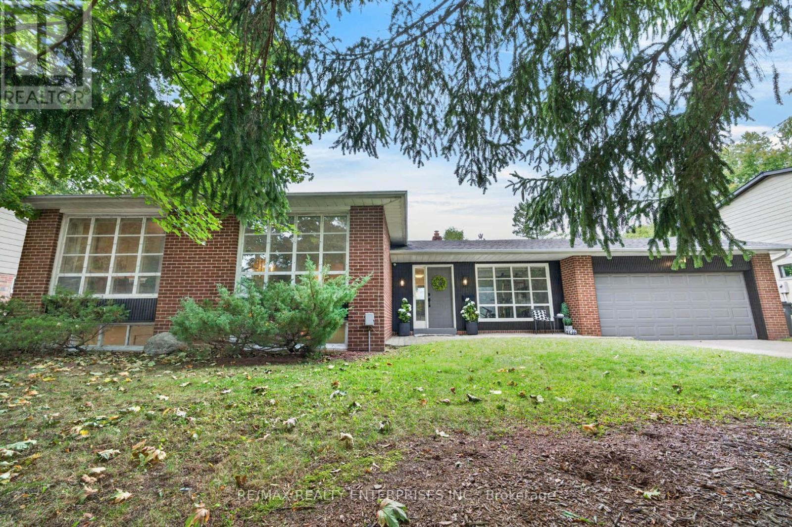 829 TERLIN BOULEVARD Mississauga (Lorne Park) Ontario Canada L5H1T1
