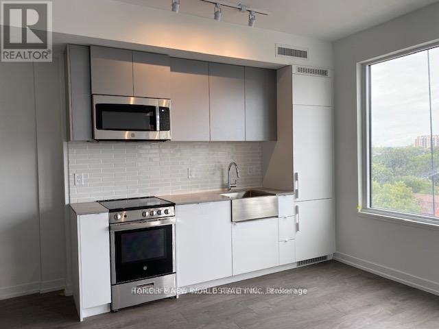 822 - 270 Dufferin Street, Toronto, Ontario  M6K 0H8 - Photo 2 - W13858196