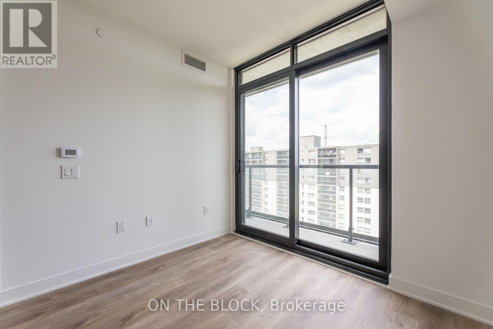 913 - 86 Dundas Street E, Mississauga, Ontario  L5A 1W4 - Photo 10 - W13858204