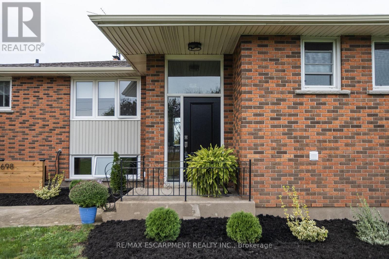 698 Concession 6 Road, Niagara-On-The-Lake, Ontario  L0S 1J0 - Photo 3 - X13848222