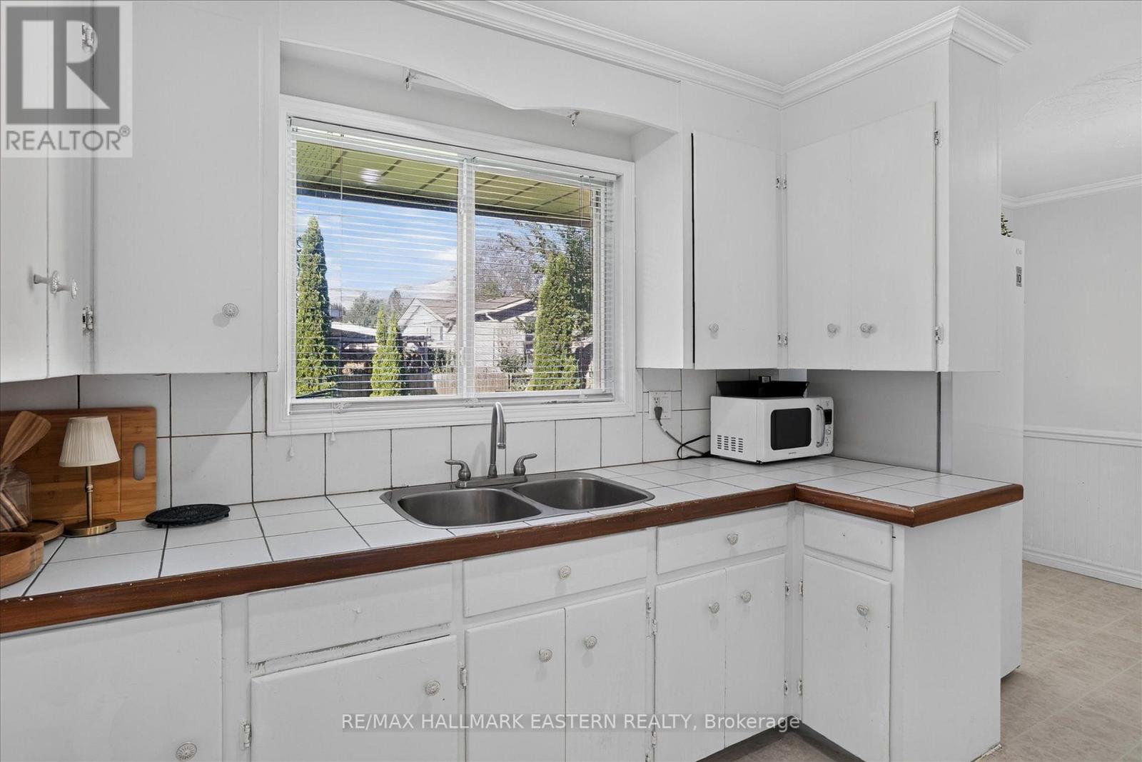 897 Westdale Avenue, Peterborough, Ontario  K9H 6C5 - Photo 11 - X13858294