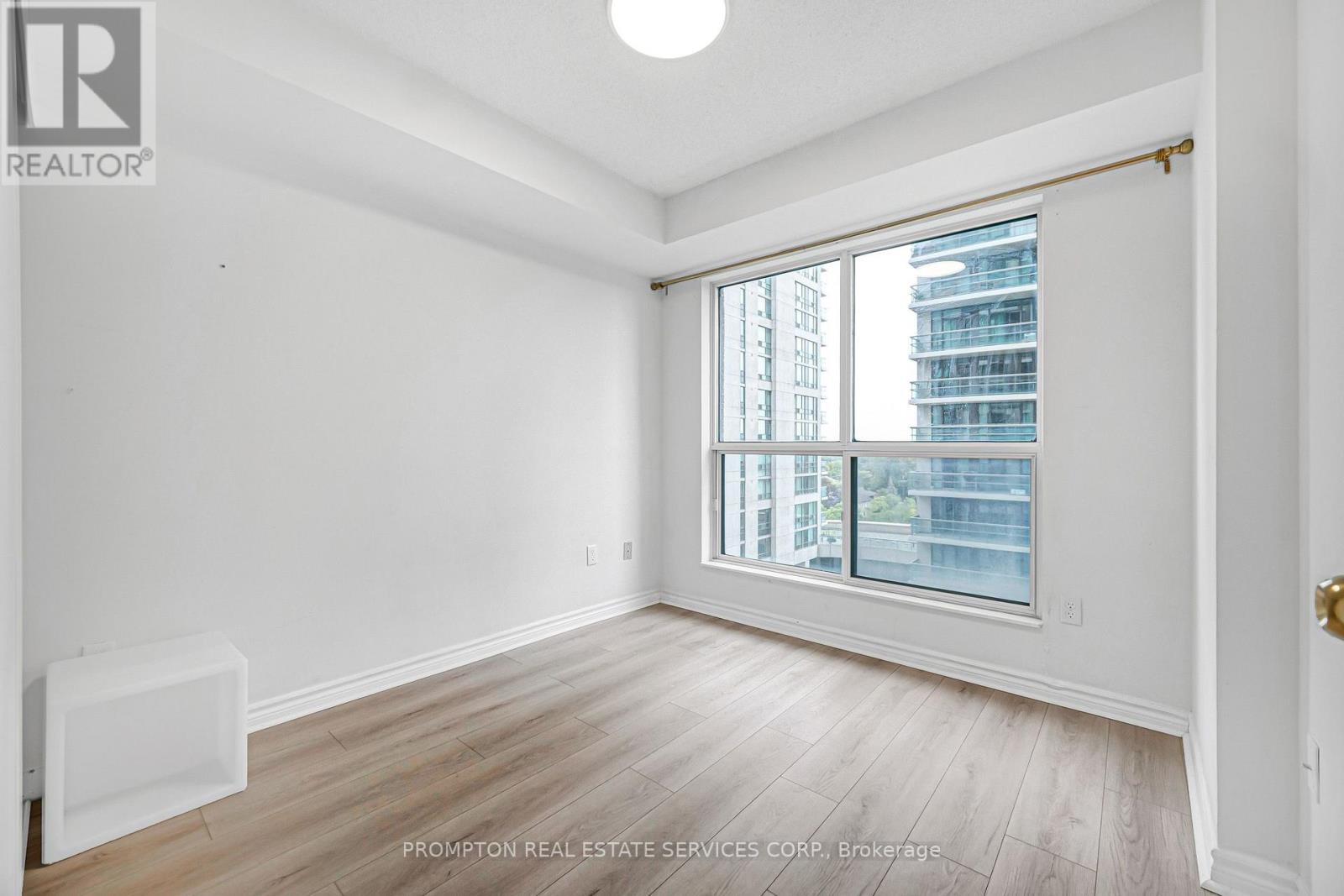 807 - 7 Lorraine Drive, Toronto, Ontario  M2N 7H2 - Photo 18 - C13858316