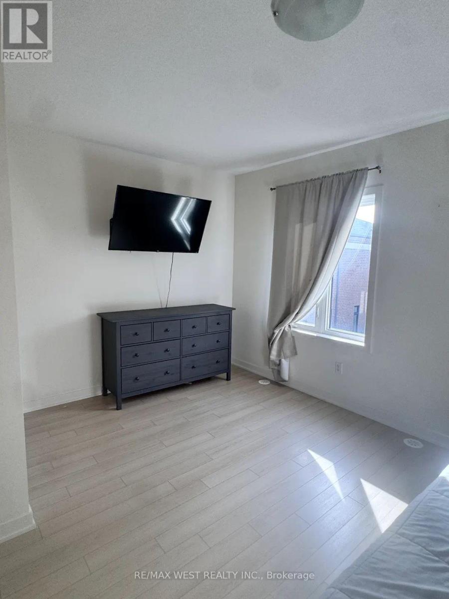 125 Farooq Boulevard, Vaughan, Ontario  L4H 5G3 - Photo 19 - N13858218
