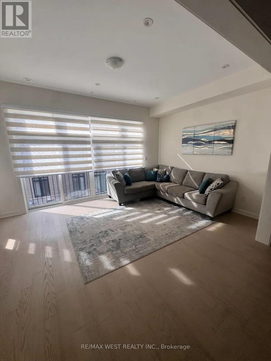 125 Farooq Boulevard, Vaughan, Ontario  L4H 5G3 - Photo 7 - N13858218