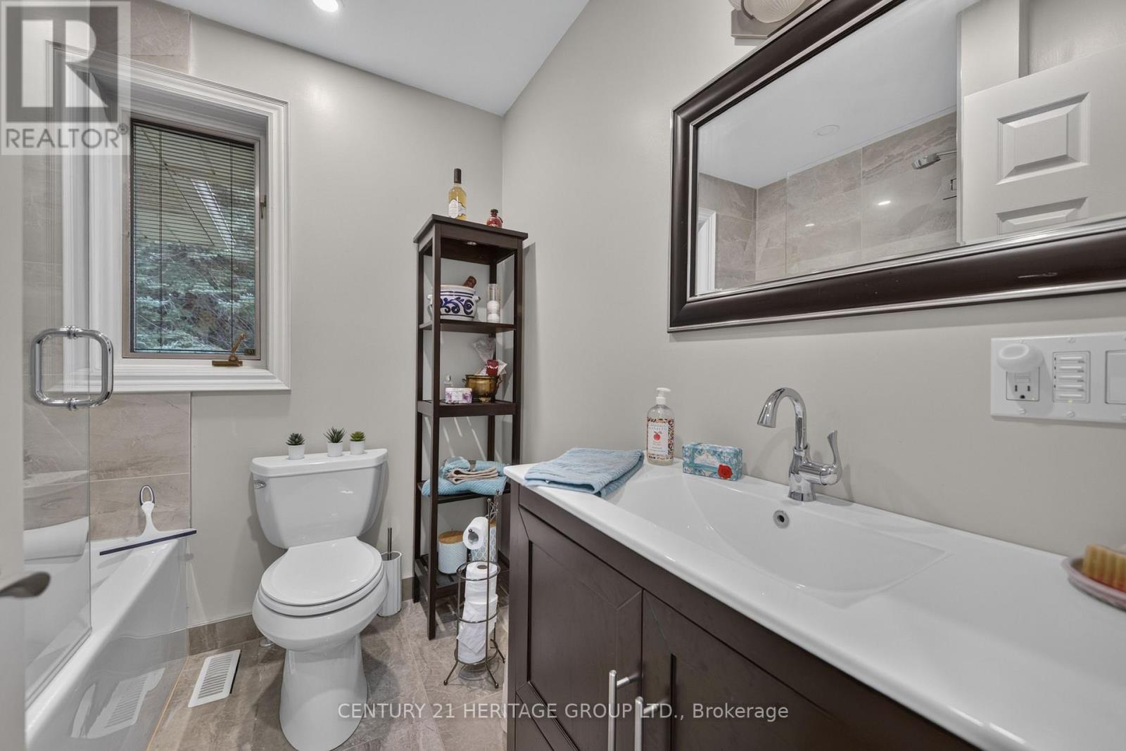 1 Arthur Evans Crescent, Bradford West Gwillimbury, Ontario L3Z 3K9 - Photo 28 - N13858318