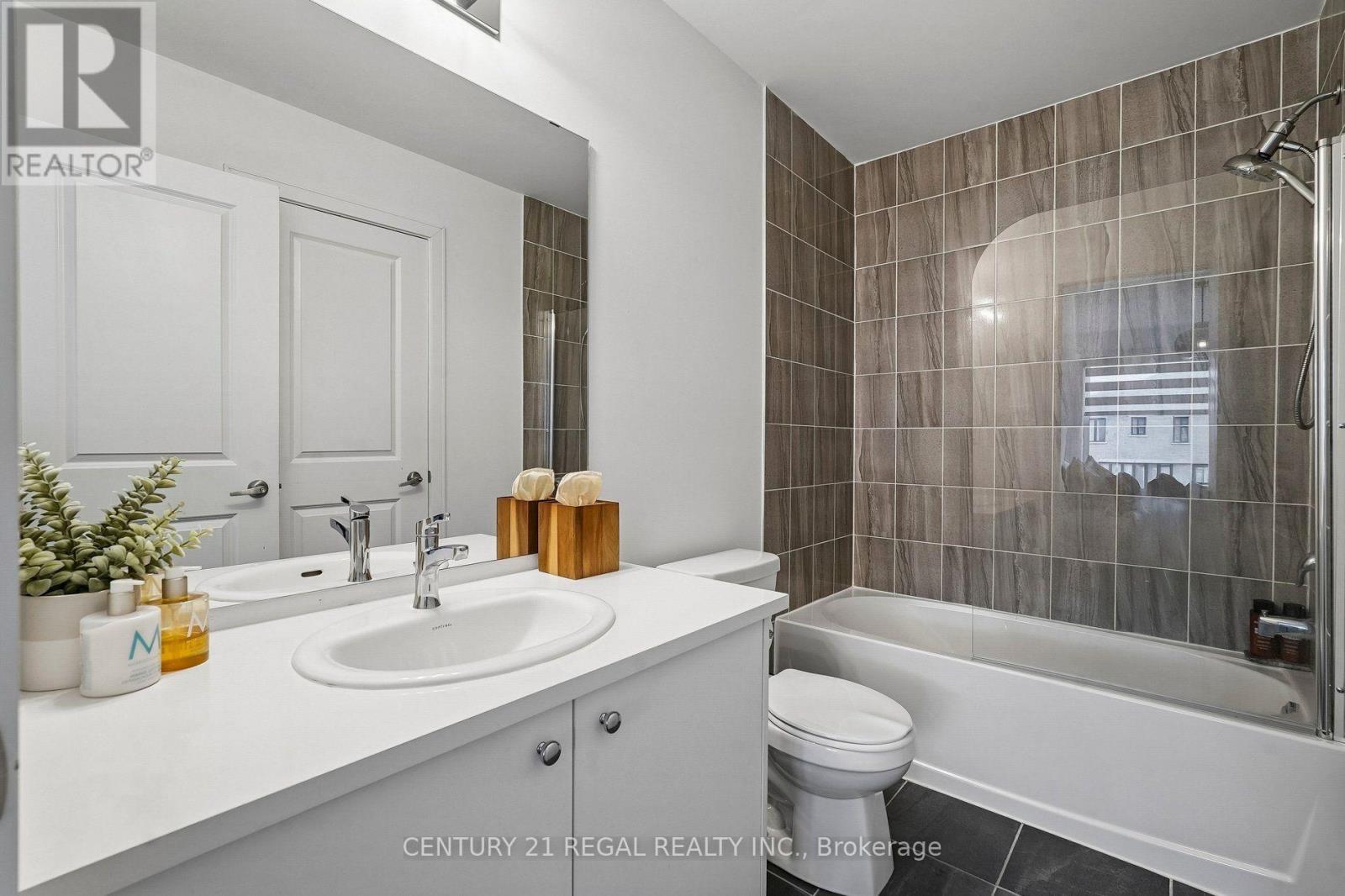 28 Spry Lane, Barrie, Ontario L9J 0N6 - Photo 13 - S13858254