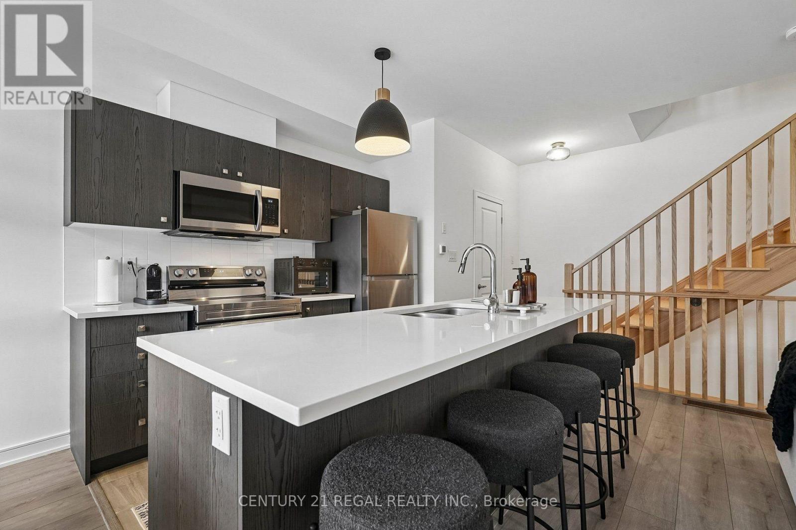 28 Spry Lane, Barrie, Ontario L9J 0N6 - Photo 7 - S13858254