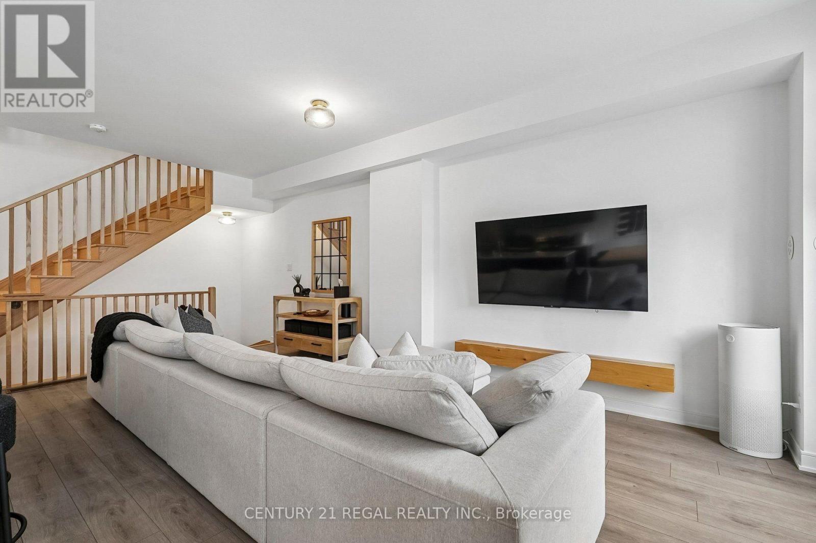 28 Spry Lane, Barrie, Ontario L9J 0N6 - Photo 9 - S13858254