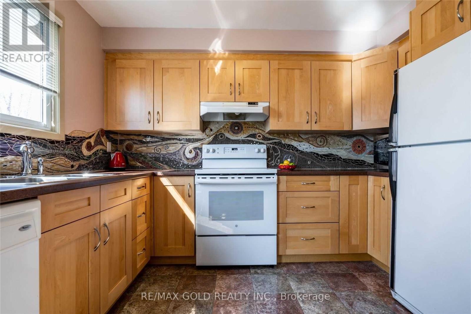 15 - 6 Loconder Drive, Hamilton, Ontario  L8W 1V8 - Photo 7 - X13726262