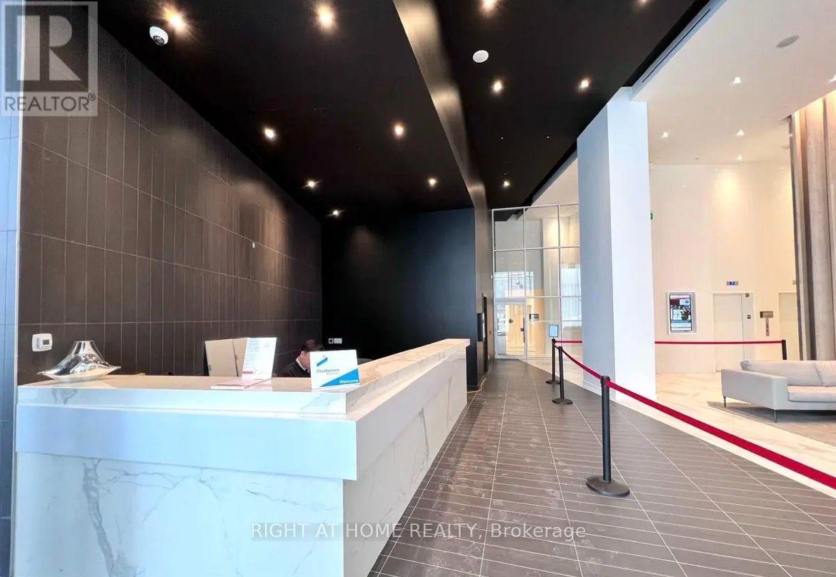 309 - 3900 Confederation Parkway, Mississauga, Ontario  L5B 0M3 - Photo 2 - W13858264