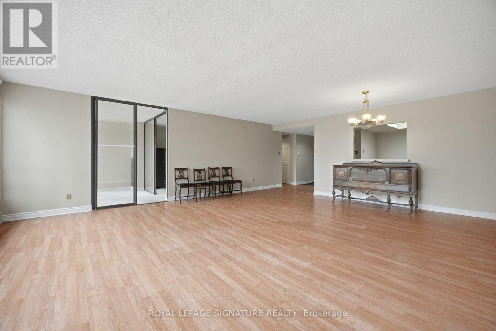 1002 - 77 Carlton Street, Toronto, Ontario  M5B 2J7 - Photo 12 - C13856964