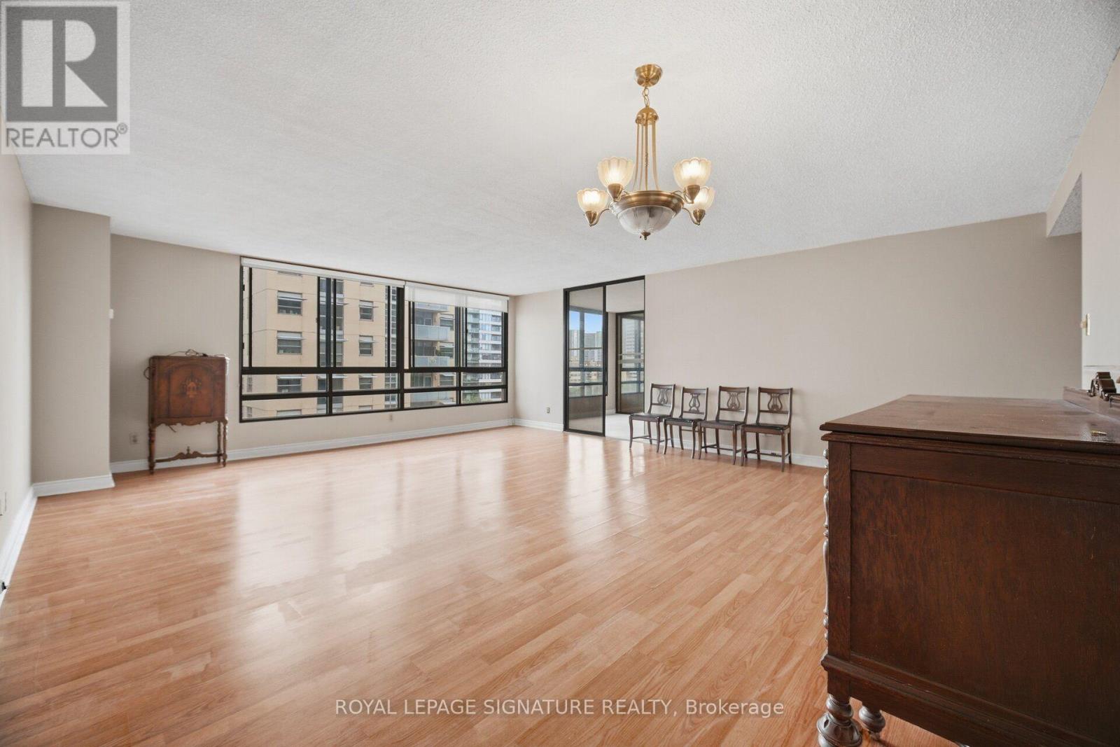 1002 - 77 Carlton Street, Toronto, Ontario  M5B 2J7 - Photo 13 - C13856964