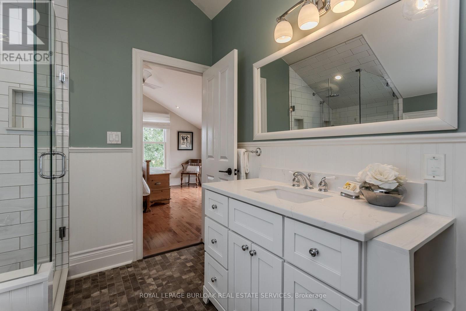 849 Beach Boulevard, Hamilton, Ontario  L8H 6Z5 - Photo 23 - X13854560