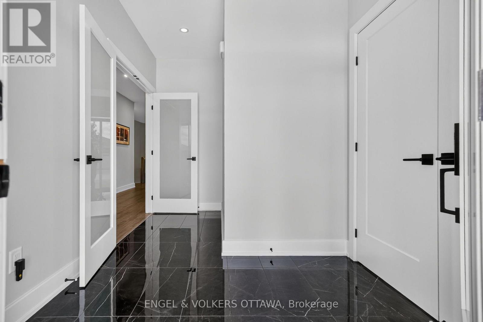 4 Ernie Godin Way, Arnprior, Ontario  K7S 0J3 - Photo 5 - X13858334
