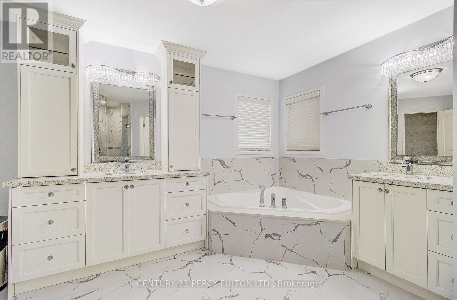 24 Bellhouse Place, Whitby, Ontario  L1M 0G6 - Photo 25 - E13858338
