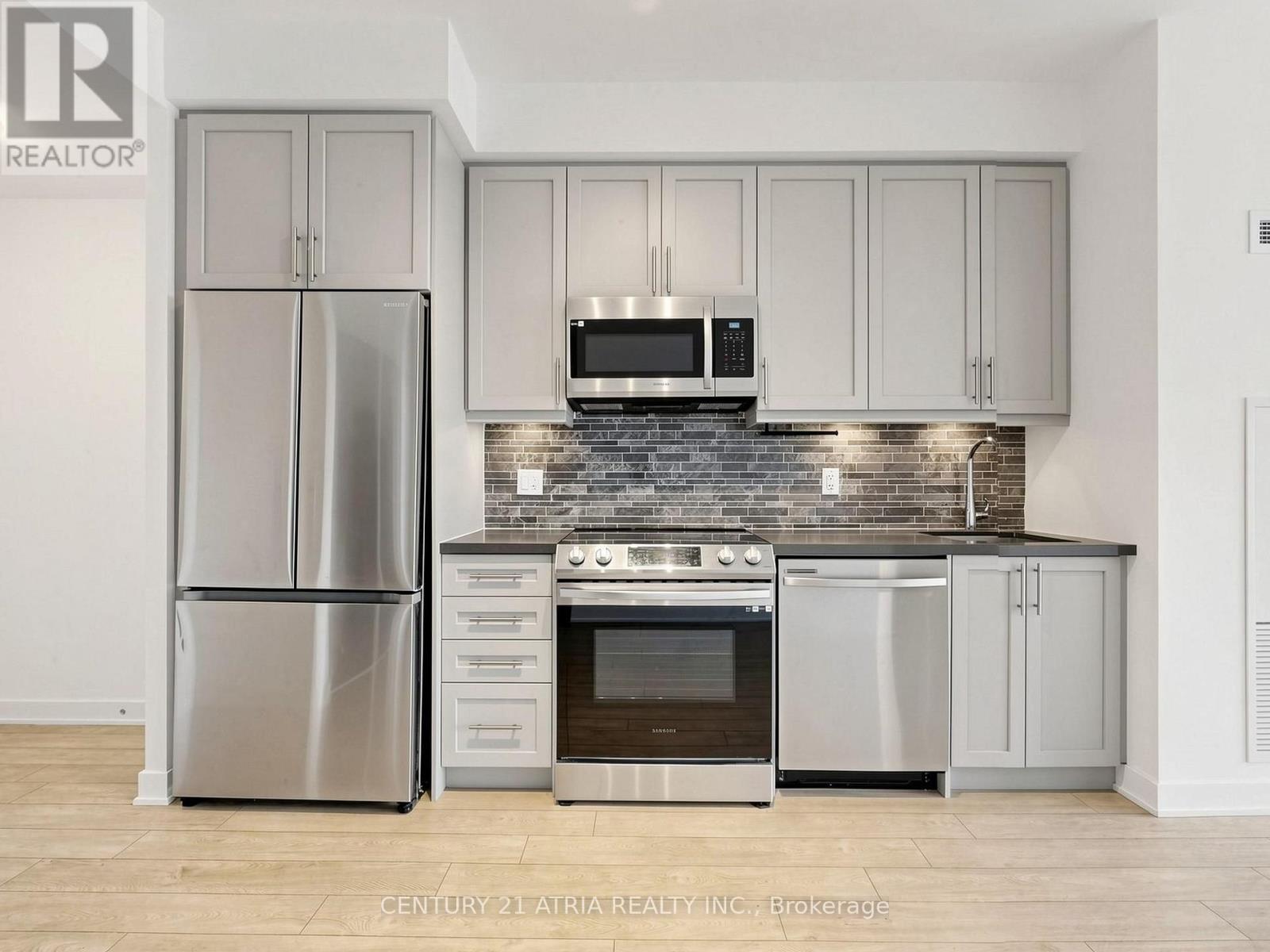 2405 - 105 Oneida Crescent, Richmond Hill (Langstaff), Ontario  L4B 0H6 - Photo 9 - N13858364