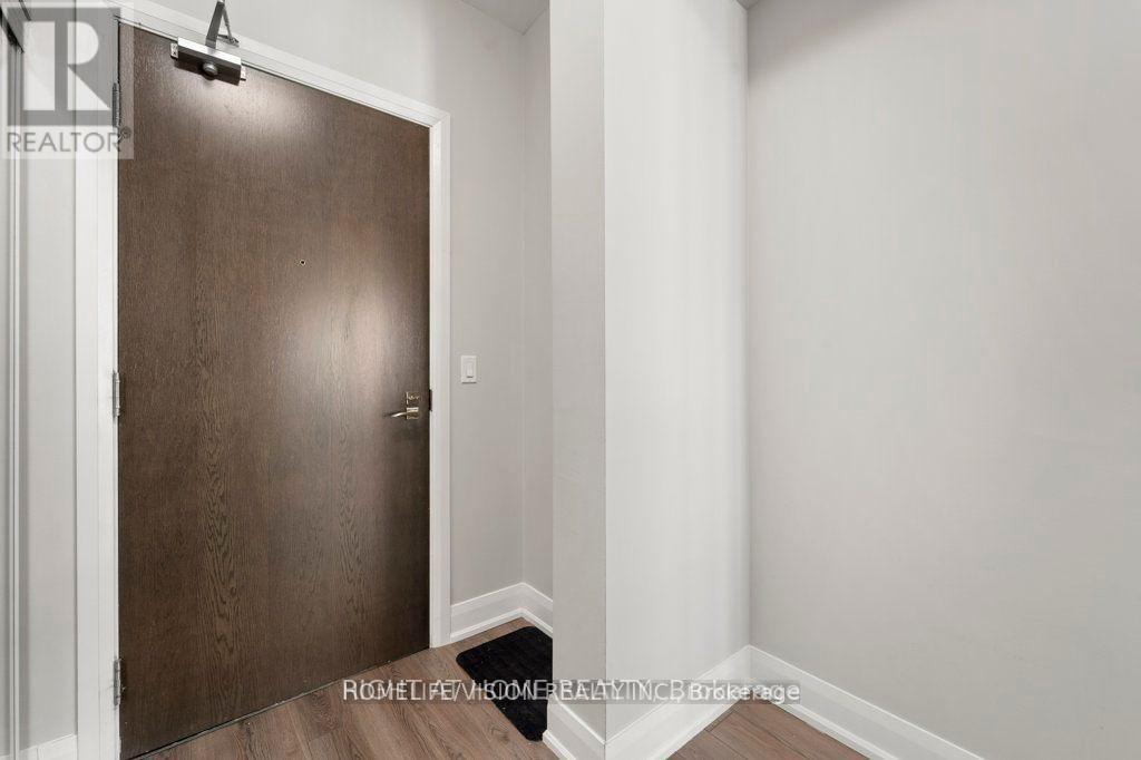 2505 - 2900 Hwy 7, Vaughan (Concord), Ontario  L4K 0G3 - Photo 2 - N13858378