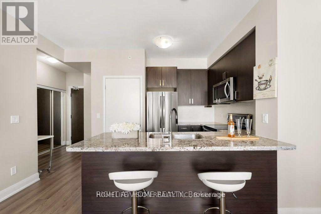 2505 - 2900 Hwy 7, Vaughan (Concord), Ontario  L4K 0G3 - Photo 4 - N13858378