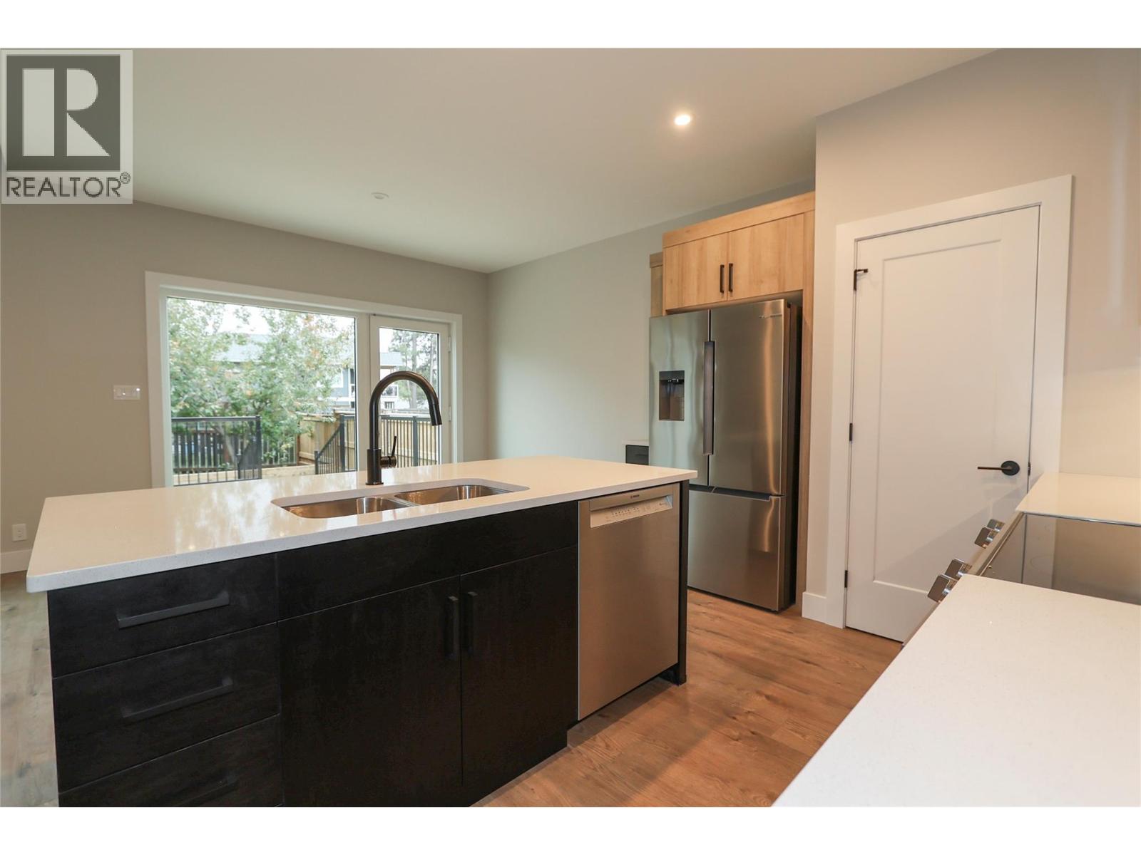 726 St Mary River Drive Kimberley British Columbia Canada V1A3J3 5