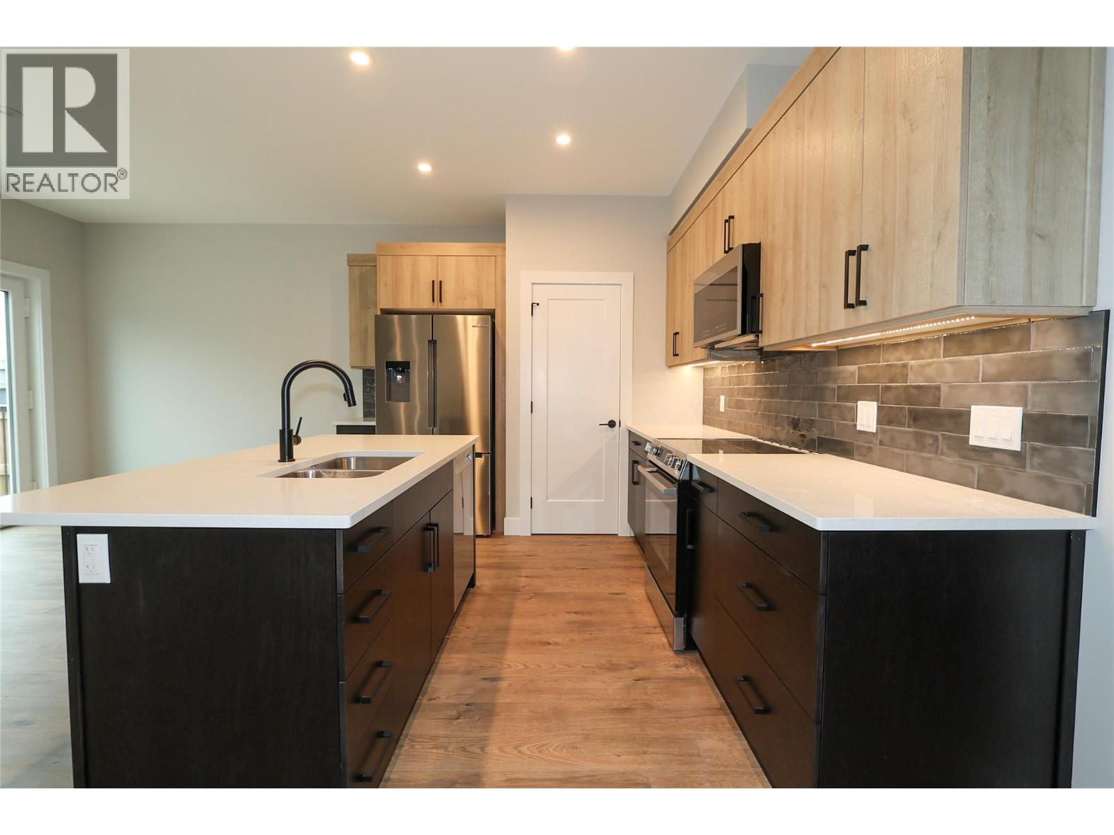 726 St Mary River Drive Kimberley British Columbia Canada V1A3J3 3