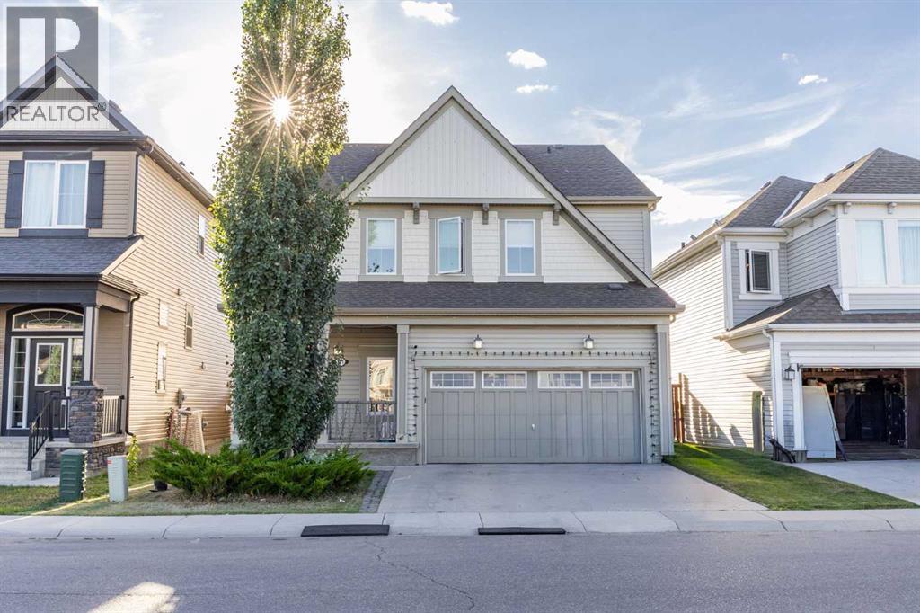 111 Windbrook Manor Sw, Airdrie, Alberta  T4B 3X2 - Photo 2 - A2342831