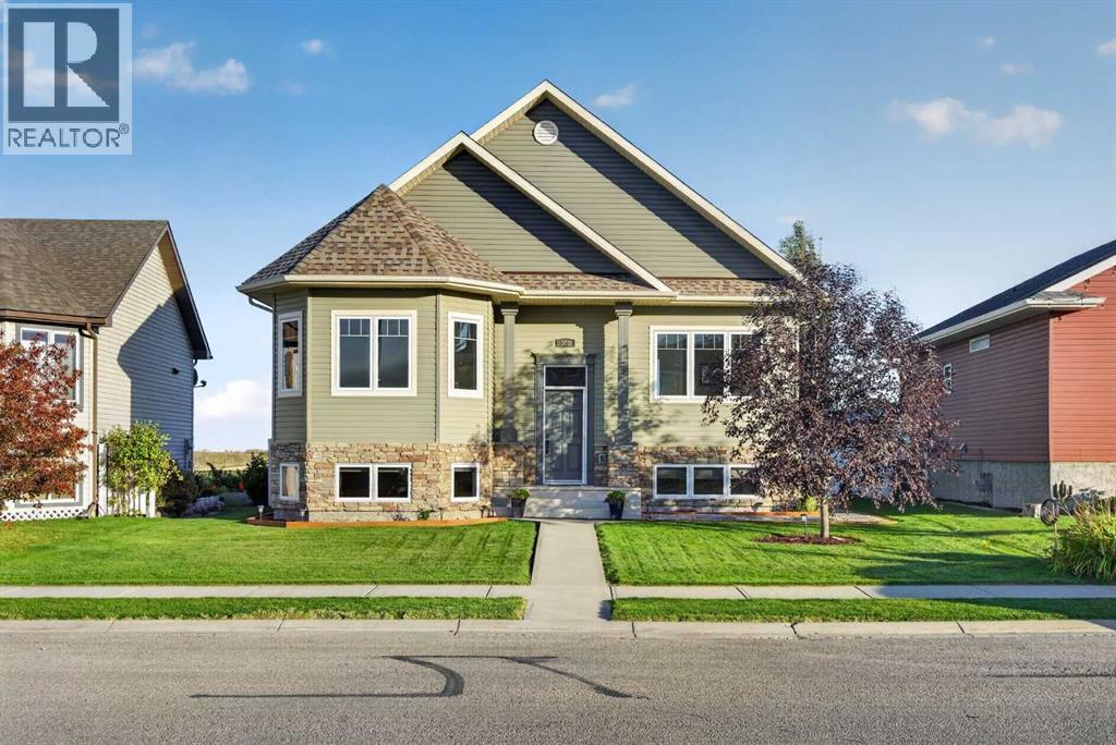 108 Tamarack Road, Three Hills, Alberta  T0M 2A0 - Photo 2 - A2348870