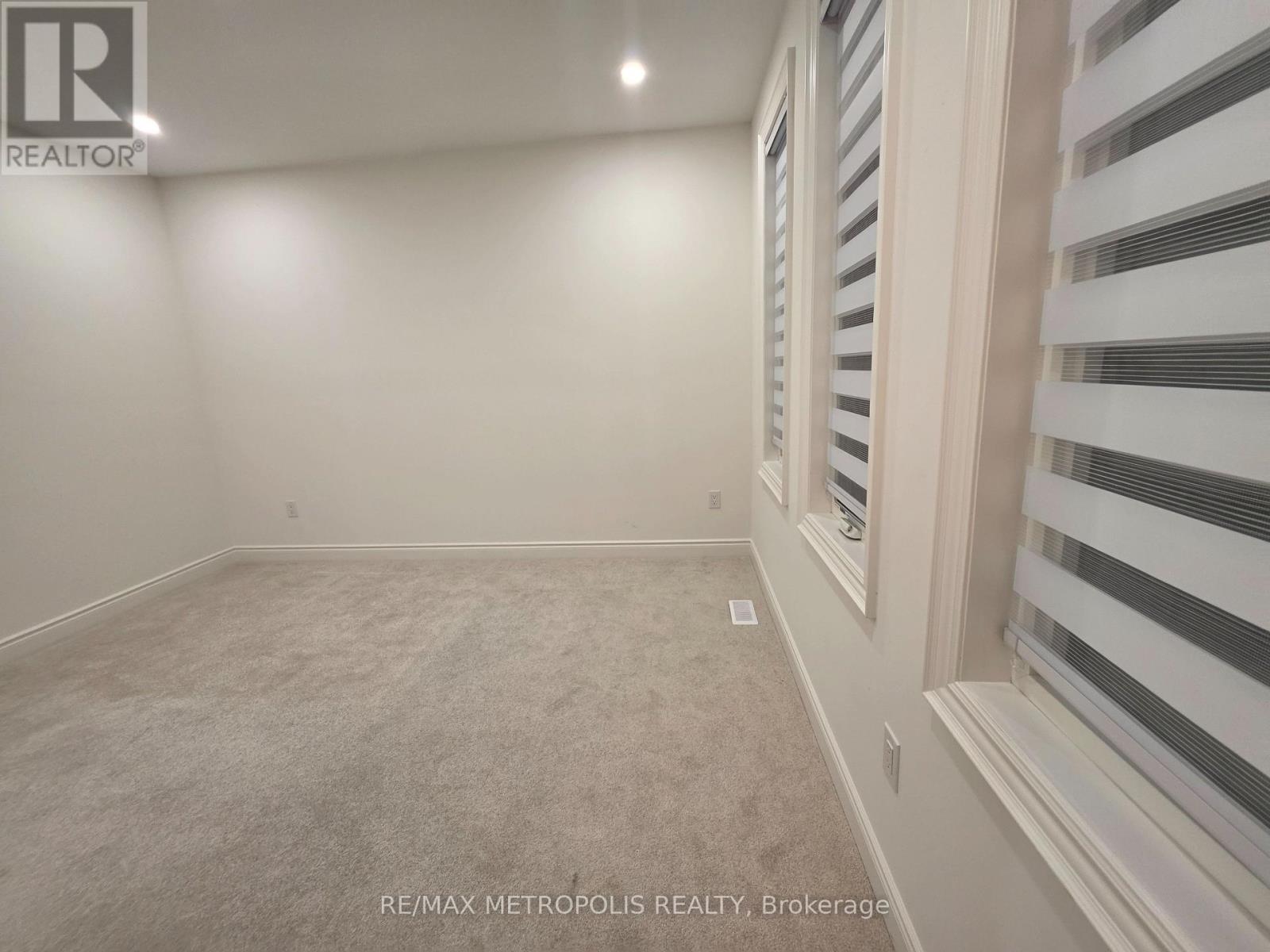 10 Wraggs Road, Bradford West Gwillimbury, Ontario  L3Z 4N1 - Photo 21 - N13835092
