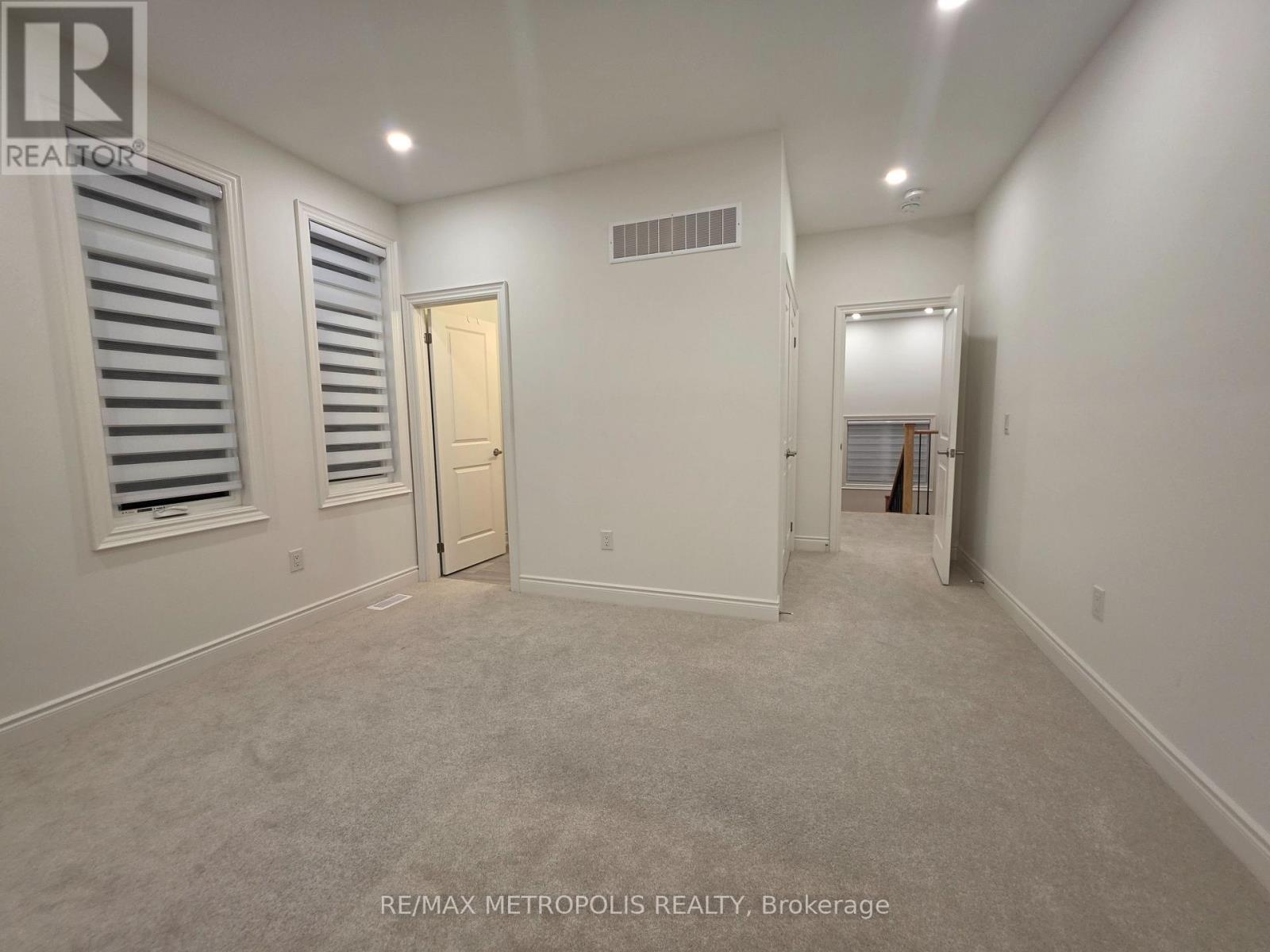 10 Wraggs Road, Bradford West Gwillimbury, Ontario  L3Z 4N1 - Photo 23 - N13835092