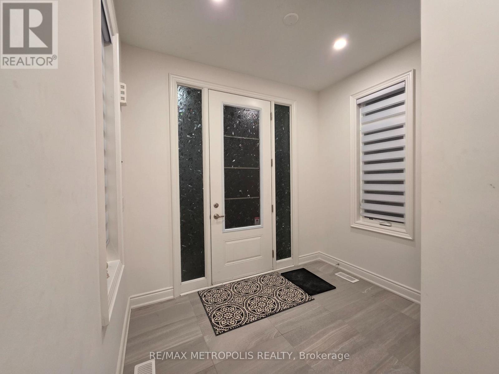 10 Wraggs Road, Bradford West Gwillimbury, Ontario  L3Z 4N1 - Photo 28 - N13835092