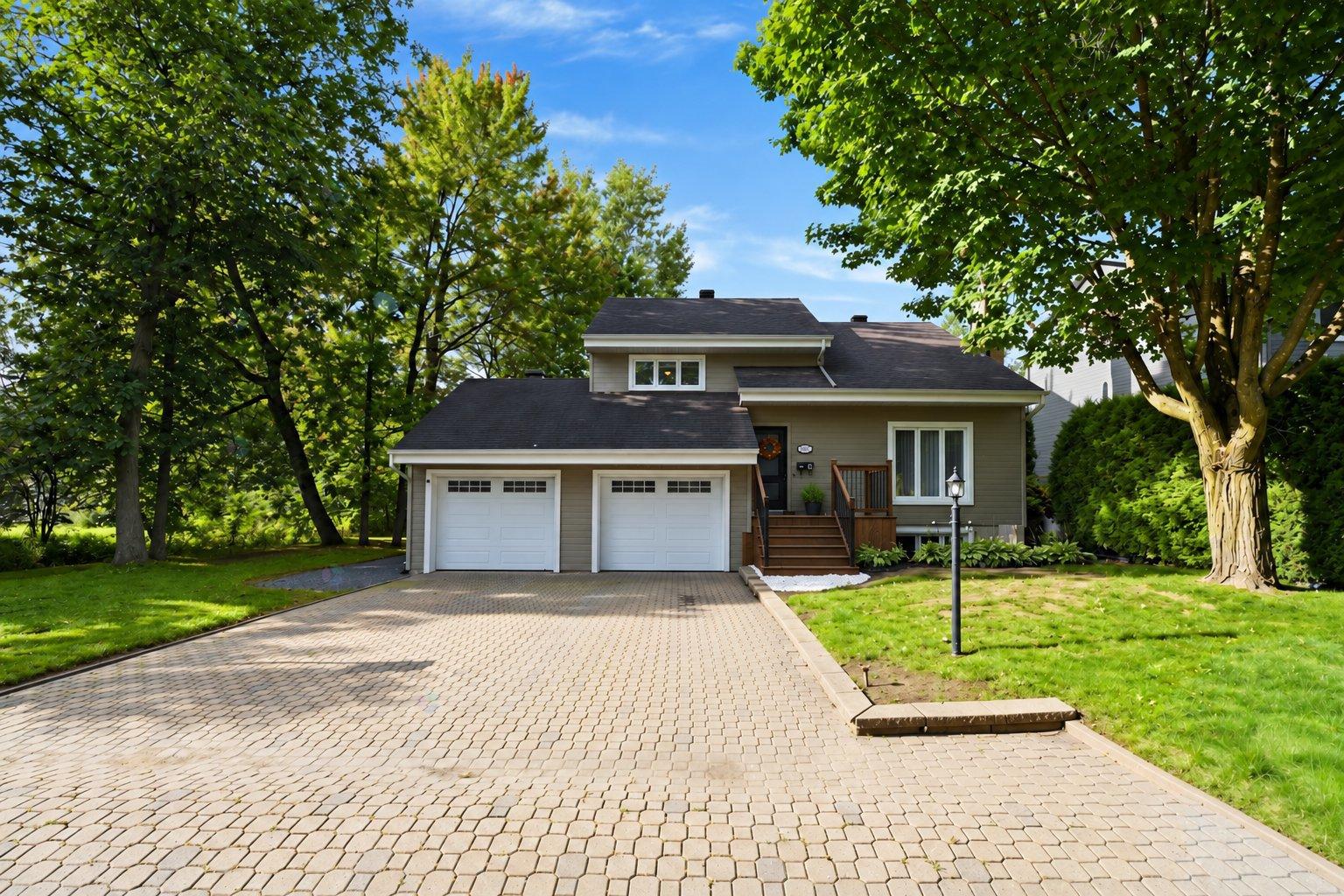 290 Rue Ruth Otterburn Park Quebec Canada J3H4L5