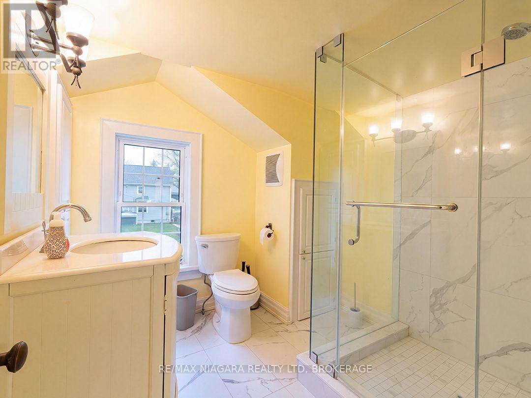 2391 Firelane 2 Road, Port Colborne (Sherkston), Ontario L3K 5V3 - Photo 26 - X13858388