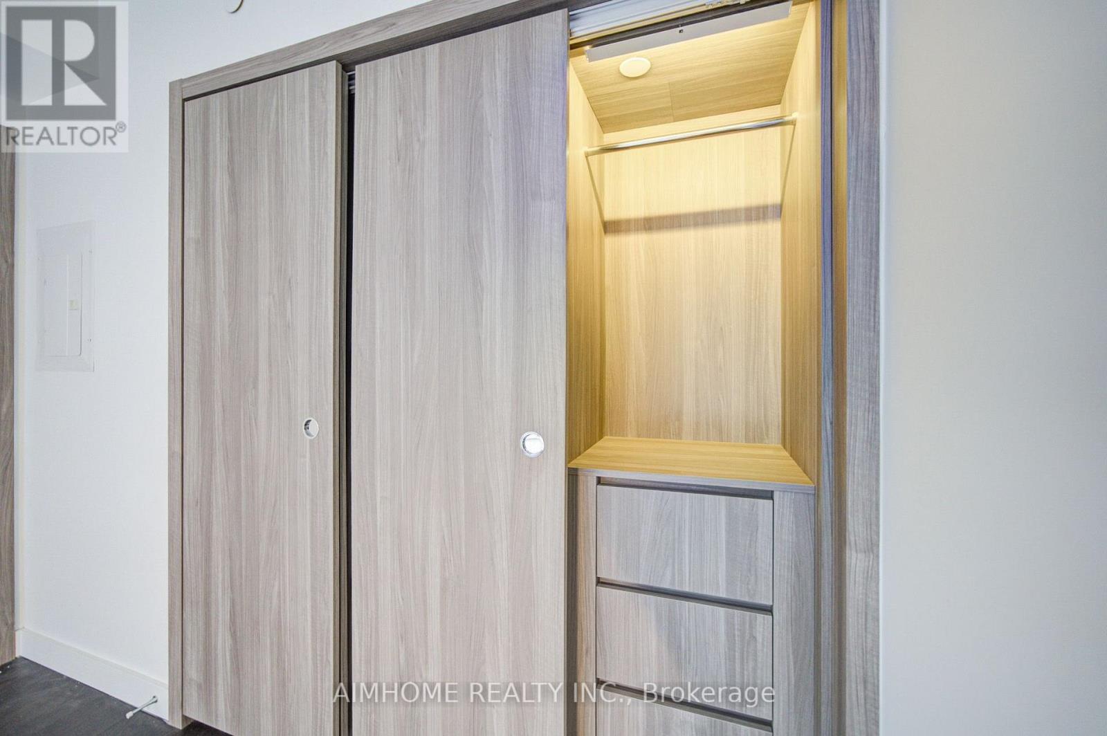 710 - 38 Widmer Street, Toronto, Ontario  M5V 2E9 - Photo 22 - C13858412