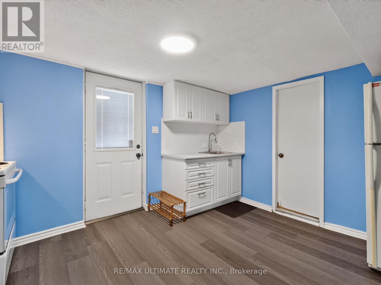 5 Mandarin Road, Toronto (Cliffcrest), Ontario  M1M 1W2 - Photo 4 - E13858396