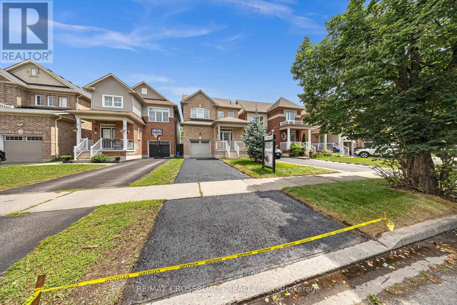 138 Angus Drive, Ajax, Ontario  L1S 5G8 - Photo 11 - E13858414