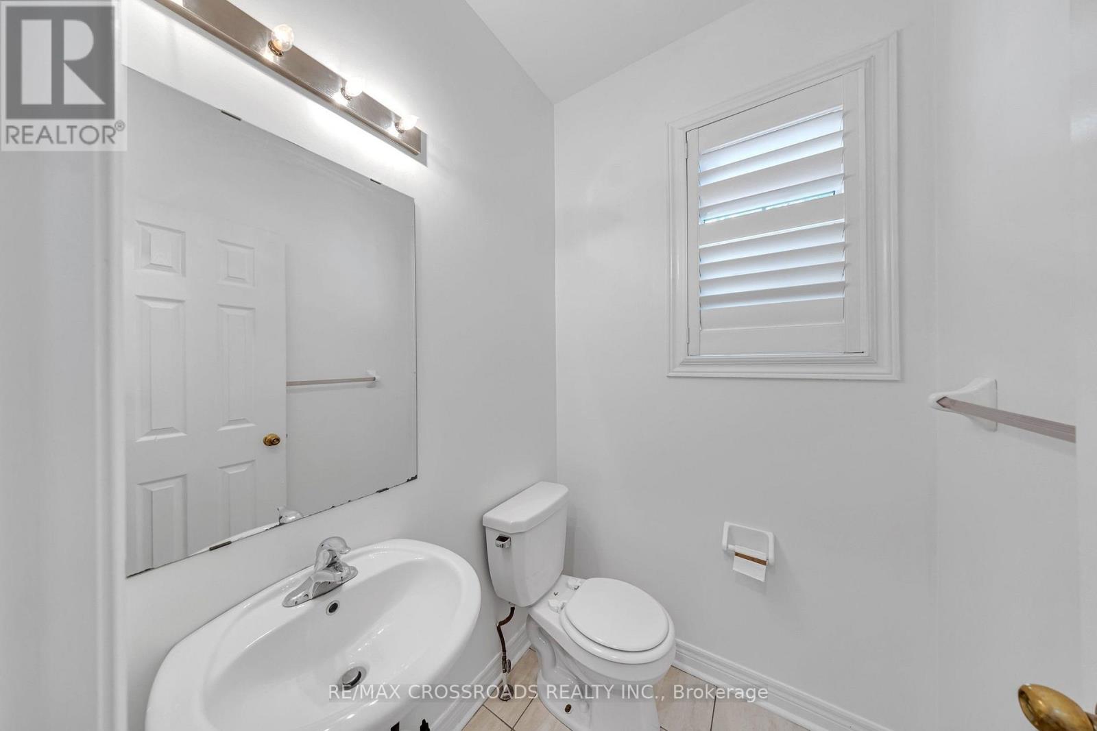 138 Angus Drive, Ajax, Ontario  L1S 5G8 - Photo 35 - E13858414