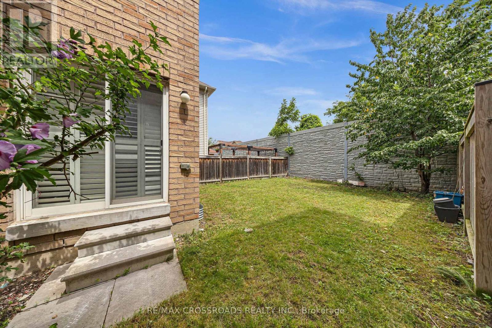138 Angus Drive, Ajax, Ontario  L1S 5G8 - Photo 45 - E13858414