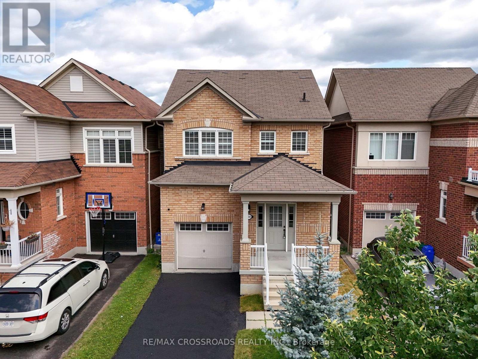 138 Angus Drive, Ajax, Ontario  L1S 5G8 - Photo 6 - E13858414