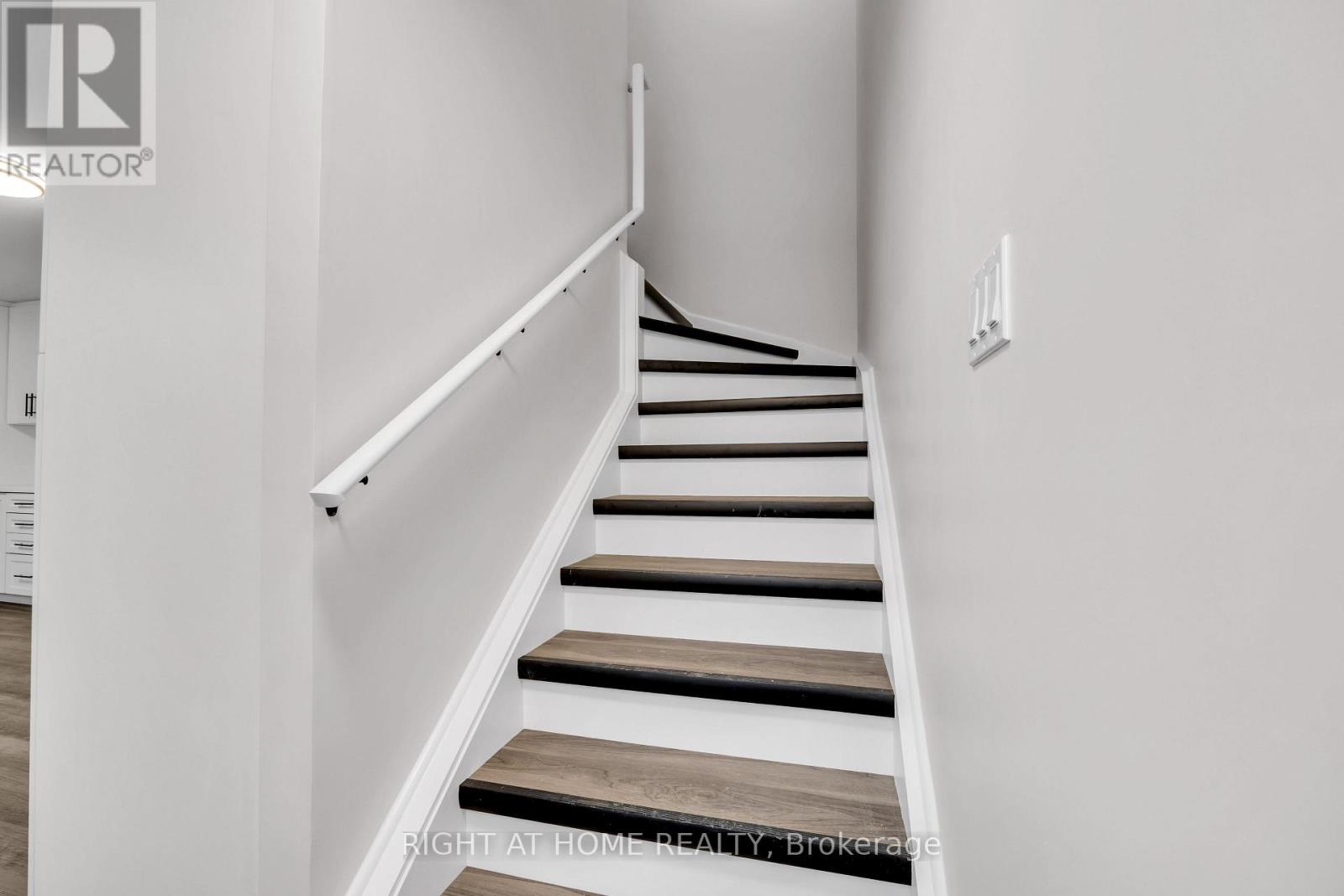 B - 23 Kirkham Drive, Ajax (Central West), Ontario  L1S 5K6 - Photo 18 - E13858450