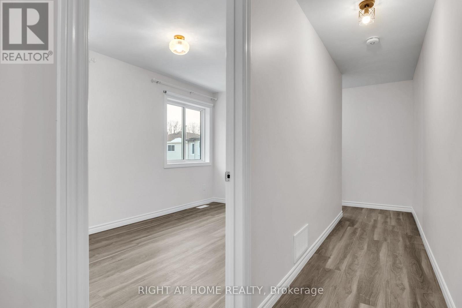 B - 23 Kirkham Drive, Ajax (Central West), Ontario  L1S 5K6 - Photo 19 - E13858450