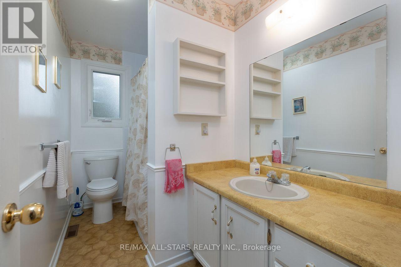 10 Colette Drive, Whitby, Ontario  L1N 6G7 - Photo 21 - E13858488