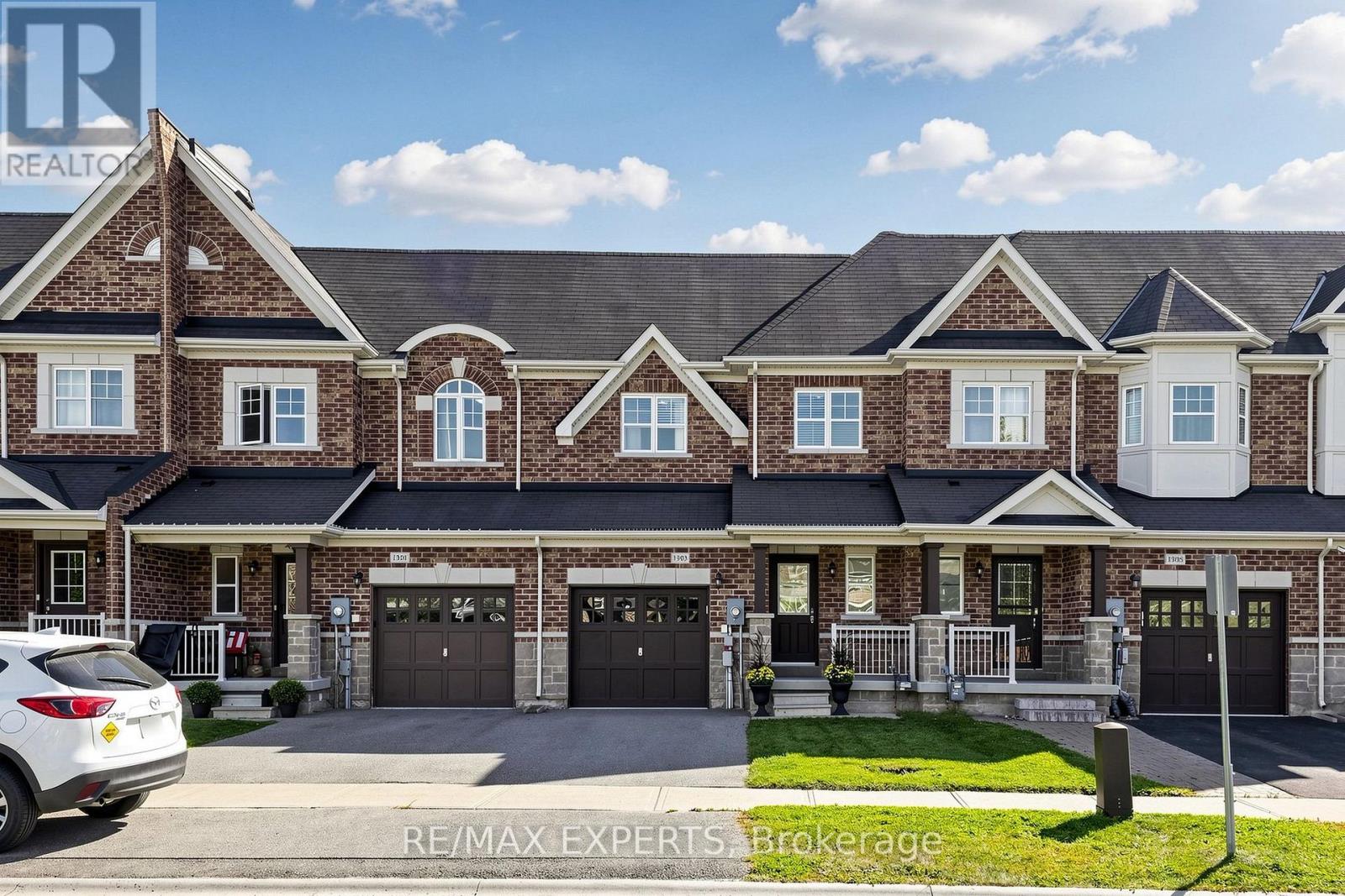 1303 Bardeau Street, Innisfil (Lefroy), Ontario  L0L 1W0 - Photo 1 - N13858410